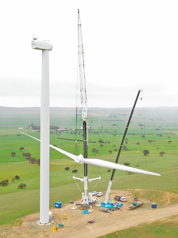 Turbine Rotor & Gearbox Replacement Hallett Wind Farm