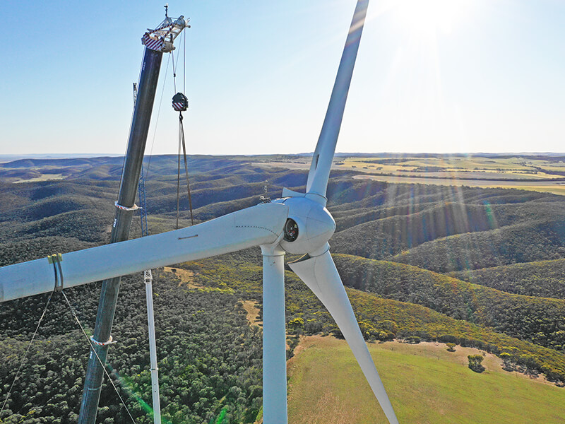 Wind Turbine Hub Replacement